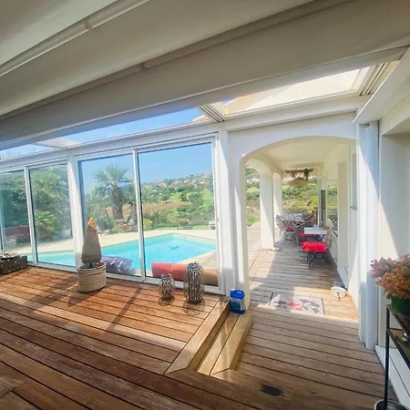 Vila Climatisee Du Golf